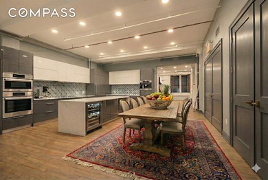 *Full Floor Flatiron Loft With 4 to 5 Bedroom Residential - photo 8