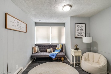 Triplex with gross rents around $2800-2900 a month in the - photo 3