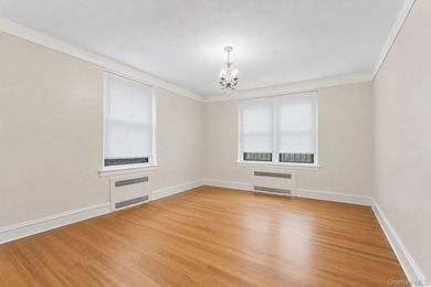 If you are looking for a 2 bedroom in Forest Hills with one of - photo 9