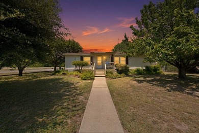 Additional listing photo 4