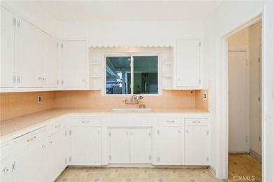 341 E Ellis - photo 15