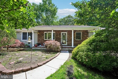 NEWLY PRICED TO SELL! MOTIVATED SELLERS! Welcome to your own - photo 2