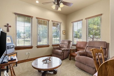 Enjoy gracious indoor and outdoor living from this beautiful one - photo 7