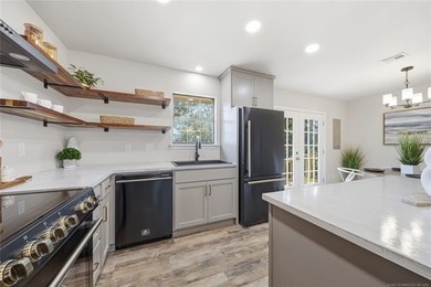 Experience lakefront living in this beautifully renovated home - photo 7