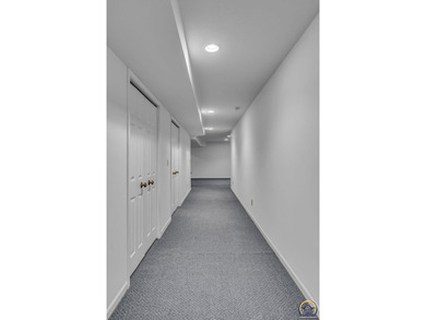 Wonderful Duplex by the Rolling Hills Community, rarely on the