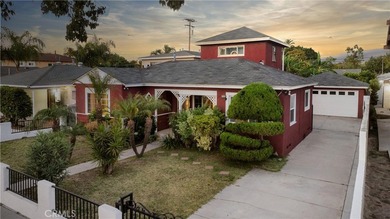 ***Renovated 3BR/3BA South Wrigley Gem with ADU Potential & - photo 2