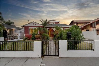 ***Renovated 3BR/3BA South Wrigley Gem with ADU Potential & - photo 3