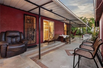 ***Renovated 3BR/3BA South Wrigley Gem with ADU Potential & - photo 7