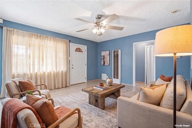 ***Renovated 3BR/3BA South Wrigley Gem with ADU Potential & - photo 10