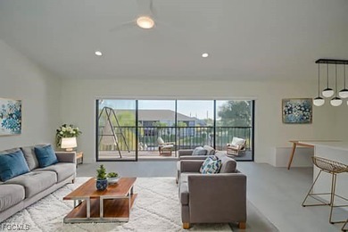 Cape Coral Lakes Area Condo For Sale in Cape Coral Florida