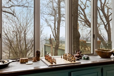 Incredible Arts and Crafts style home masterfully constructed in - photo 36