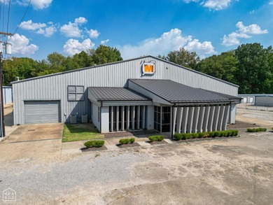 Conveniently located just 1 mile south of US 412 on Carroll Road