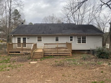Bring your vision to this true fixer-upper in the established - photo 6