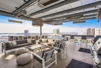 Back on Market - TOP LEVEL UNIT with Skylight and NOBODY above - photo 25