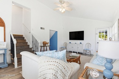 Beautifully renovated 3-bedroom, 2-bath home just one block from - photo 8