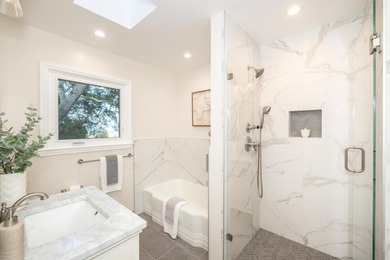 PRIME LOCATION, Comprehensively Rebuilt, this comfortable - photo 28