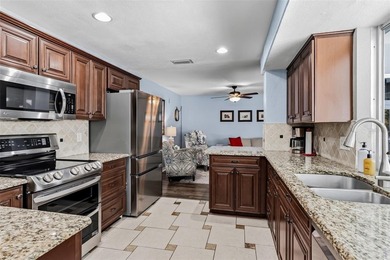 Welcome to beautiful, highly sought after Bay Hills, where you - photo 9