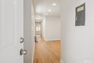 Rare opportunity to own a fully remodeled, fully vacant duplex - photo 33