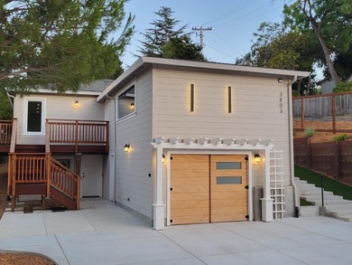 PRIME LOCATION, Comprehensively Rebuilt, this comfortable - photo 39