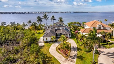 Stunning waterfront estate set on 2.24 acres in the heart of - photo 3