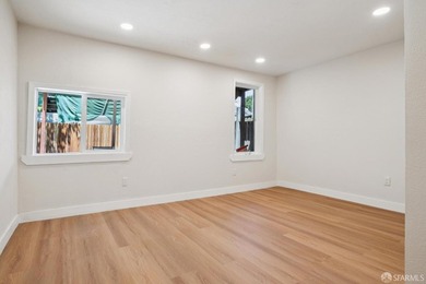 Rare opportunity to own a fully remodeled, fully vacant duplex - photo 44