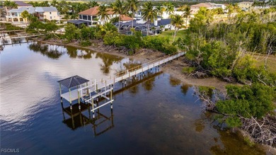 Stunning waterfront estate set on 2.24 acres in the heart of - photo 8