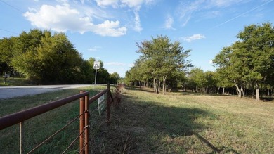 Lake Lavon Acreage For Sale in Farmersville Texas