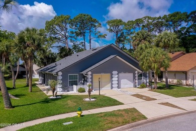 Move-in ready and beautifully updated, this 2-bedroom, 2-bath - photo 4