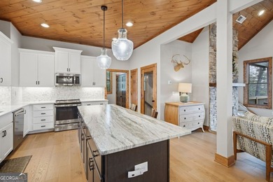 3 bedroom, 3.5 bathroom home with 3,362 square feet featuring - photo 7