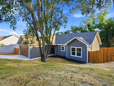 Additional listing photo 2