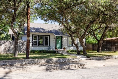 Additional listing photo 1