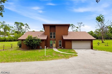 *** YOUR CABIN IN THE WOODS *** Discover one of Cape Coral's - photo 1