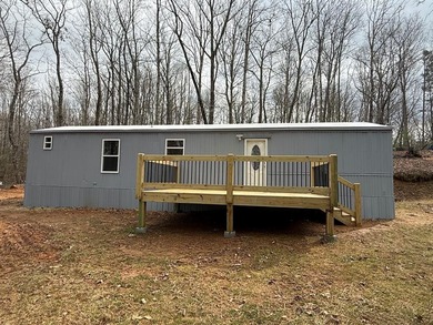 Carters Lake Home For Sale in Ellijay Georgia