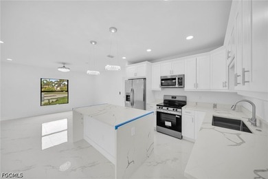 Brand new construction with a layout that actually makes sense - photo 7