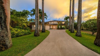 Escape to paradise in this stunning 5-bedroom, 4.5-bathroom - photo 2