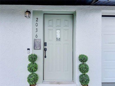 NO HOA. NO CDD. NO FLOOD ZONE. This cozy 2 bedroom 1 bath SMART - photo 3