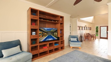 Escape to paradise in this stunning 5-bedroom, 4.5-bathroom - photo 6