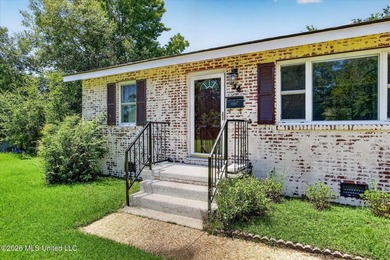 Welcome to Bayou View! This beautifully updated 3-bedroom - photo 12