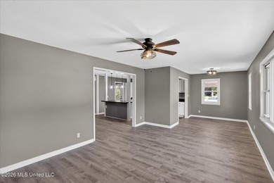 Welcome to Bayou View! This beautifully updated 3-bedroom - photo 20