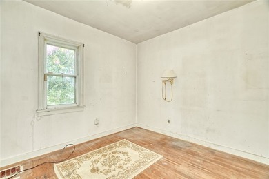 Opportunity knocks in one of Irondequoit's most unique bay and - photo 21