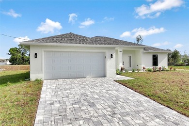 Cape Coral Lakes Area Home For Sale in Cape Coral Florida