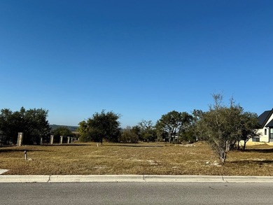 Stunning single-family lot with mature trees and a prime - photo 2