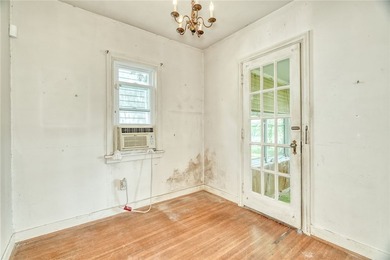 Opportunity knocks in one of Irondequoit's most unique bay and - photo 24
