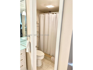 Bright and spacious, ground-floor corner unit, offering comfort - photo 24
