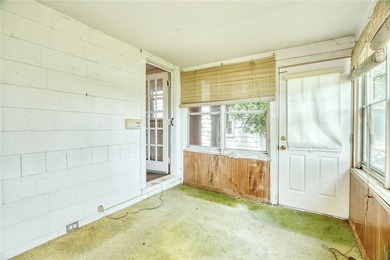 Opportunity knocks in one of Irondequoit's most unique bay and - photo 29
