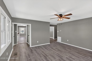 Welcome to Bayou View! This beautifully updated 3-bedroom - photo 30