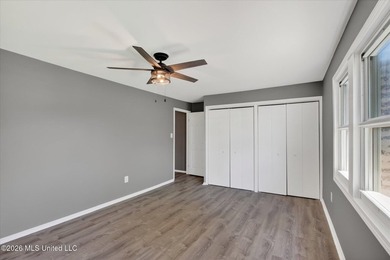 Welcome to Bayou View! This beautifully updated 3-bedroom - photo 34