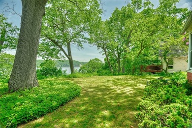 Opportunity knocks in one of Irondequoit's most unique bay and - photo 44