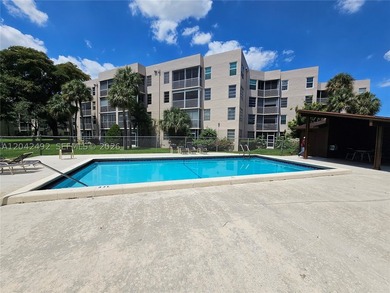 Bright and spacious, ground-floor corner unit, offering comfort - photo 44