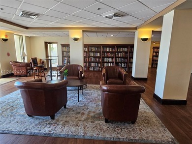 Bright and spacious, ground-floor corner unit, offering comfort - photo 49